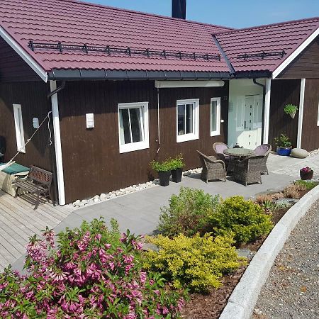 Family Room In Modern House Eide  Екстер'єр фото
